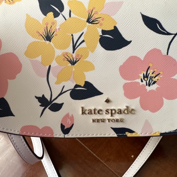 Kate Spade - Picture 4 of 4